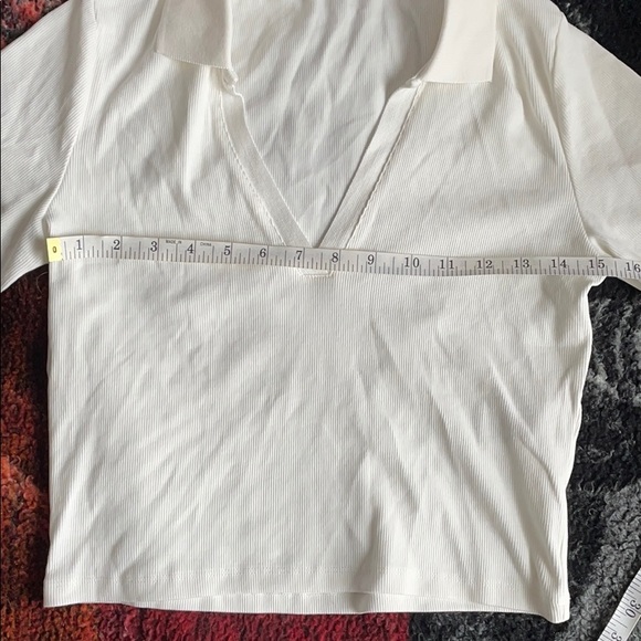 Zara v-neck colored crop - Picture 8 of 8